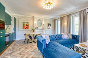 The Doors Luxury Apartment